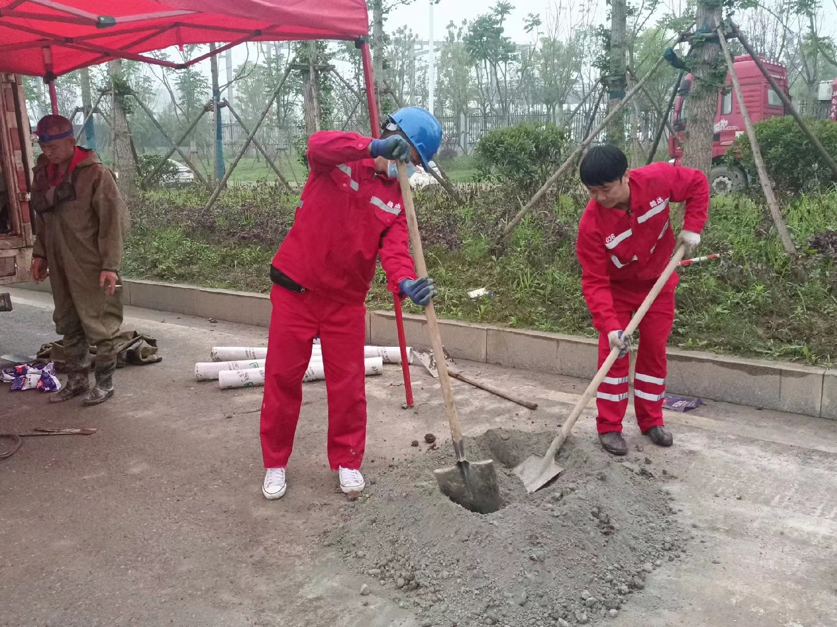 市南管道疏通哪家好】及时进行市政管道清淤